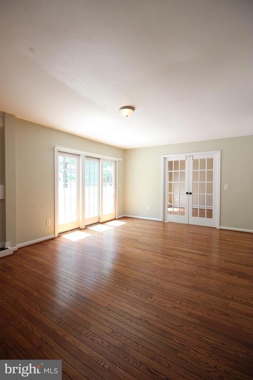 Building Photo - 12058 Edgemere Cir