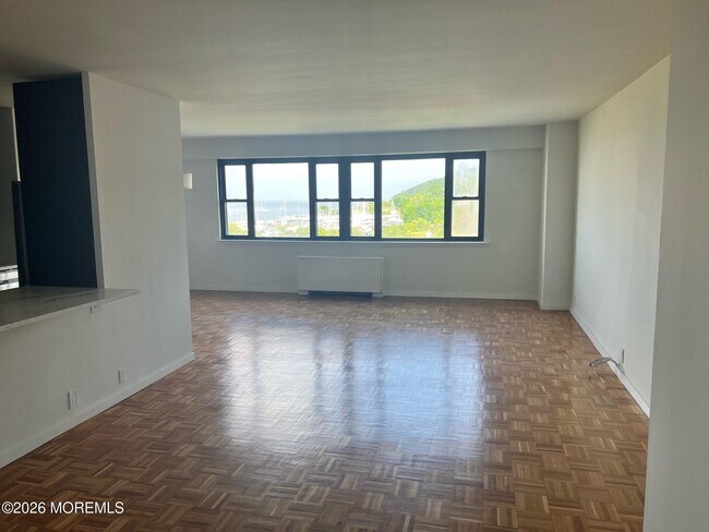 Building Photo - 10 Ocean Blvd