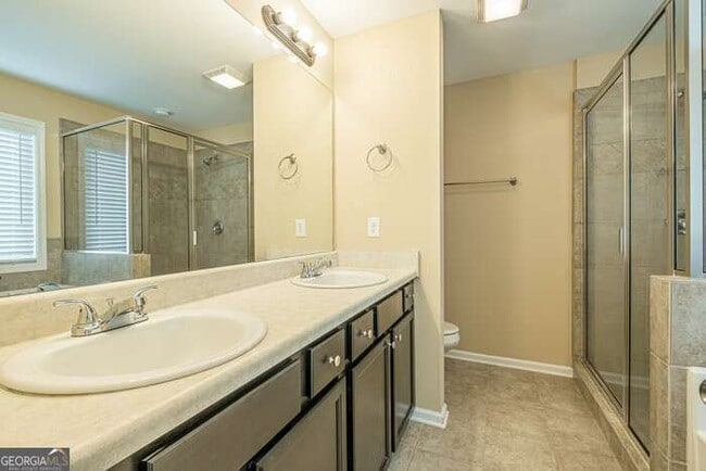 Building Photo - 9576 Rushmore Cir