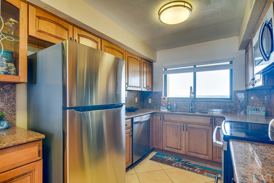 Building Photo - 1290 Gulf Blvd