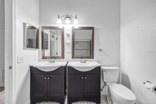 Building Photo - 6127 Bayside Key Dr