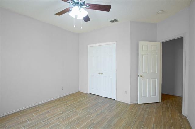 Building Photo - 10617 Wolfcreek Ln