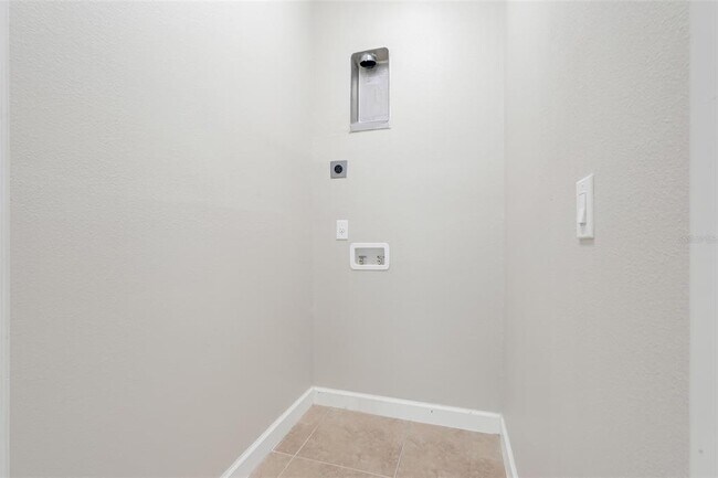Building Photo - 13272 Penshurst Ln
