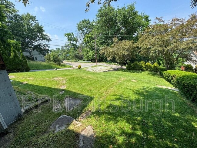 Building Photo - 633 Weston Wy