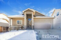 Building Photo - 6661 Donahue Dr