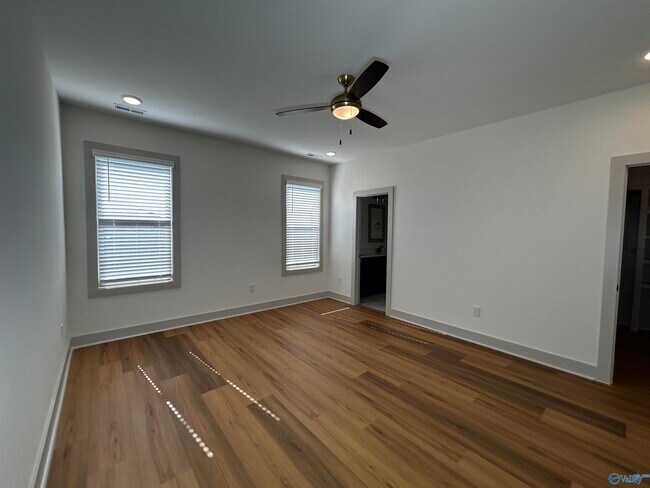 Building Photo - 209 Emma Harris Cir