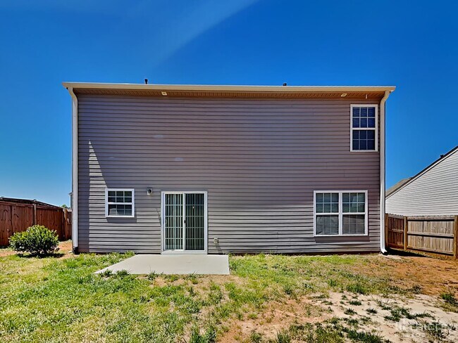 Building Photo - 502 Heathridge Lane Piedmont SC