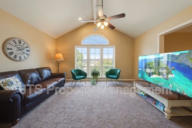 Building Photo - 4210 Mepham Ct