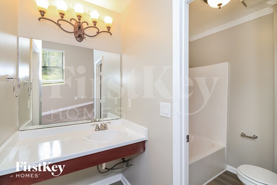 Building Photo - 4676 Tara Creek Trail