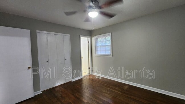 Building Photo - 1028 Tamarack Trail