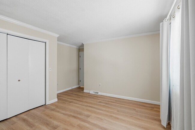Building Photo - 290 Tremont St