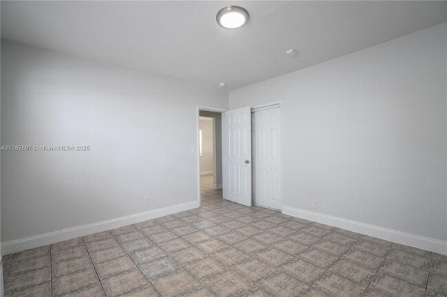 Building Photo - 320 84th St