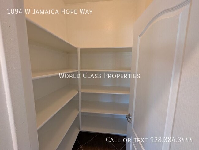 Building Photo - 1094 W Jamaica Hope Way