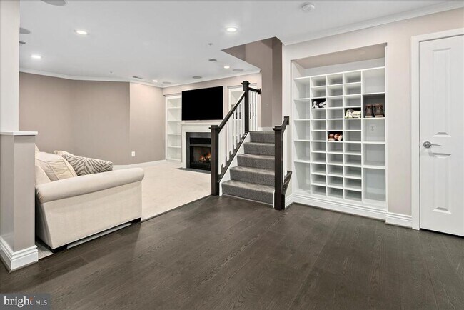 Building Photo - 2863 11th St N