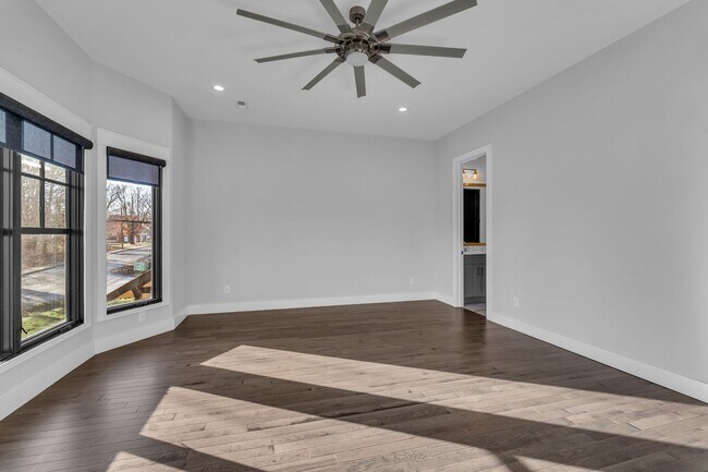 Building Photo - 2312 Buchanan St