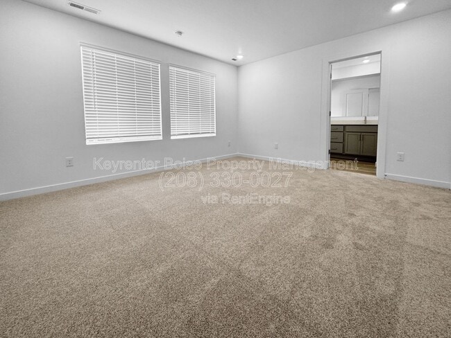 Building Photo - 4120 W Perspective St