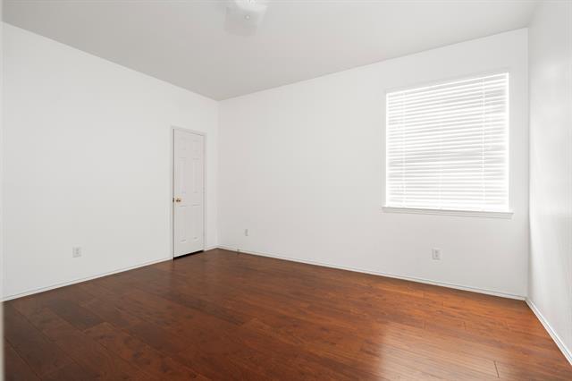 Building Photo - 812 Dunkirk Ln