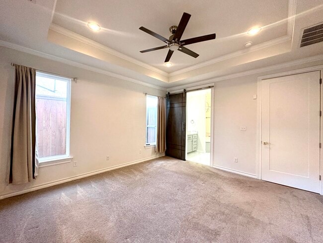 Building Photo - 3924 128th St