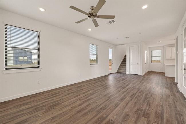 Building Photo - 3241 Loam Ln