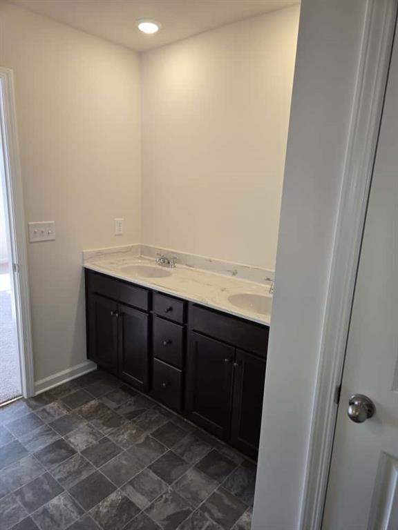 Building Photo - 12 Briarwood Dr W