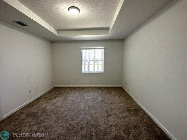 Building Photo - 12901 NW 23rd Pl