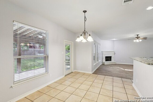 Building Photo - Welcome to your dream home-a stunning 4-be...