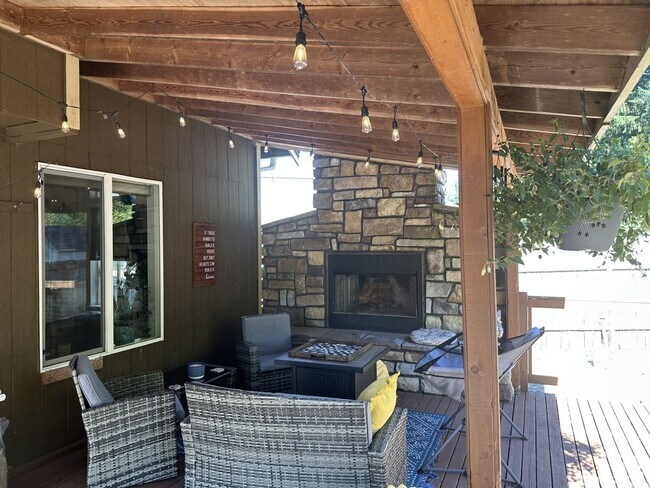 Building Photo - Beautiful Spanaway Home in Quiet Neighborhood