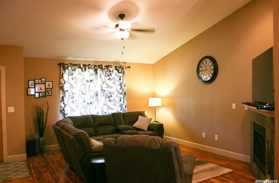 Building Photo - 5652 Kessler Dr SE