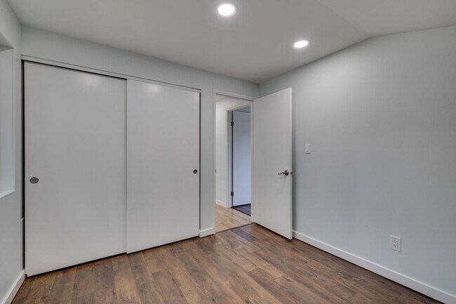 Building Photo - Updated Two-Story Home in Sought-After Loc...