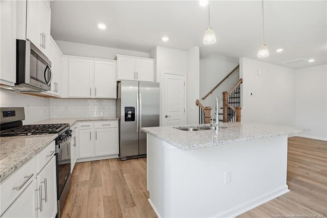 Building Photo - 1952 Dapple Dr