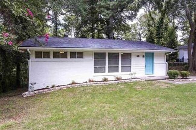 Building Photo - Modern 3BR/2BA Near UAB & Downtown