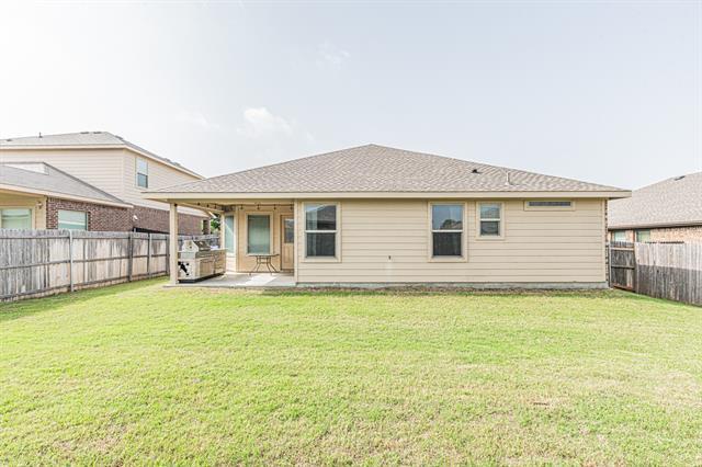 Building Photo - 405 Calder Ln
