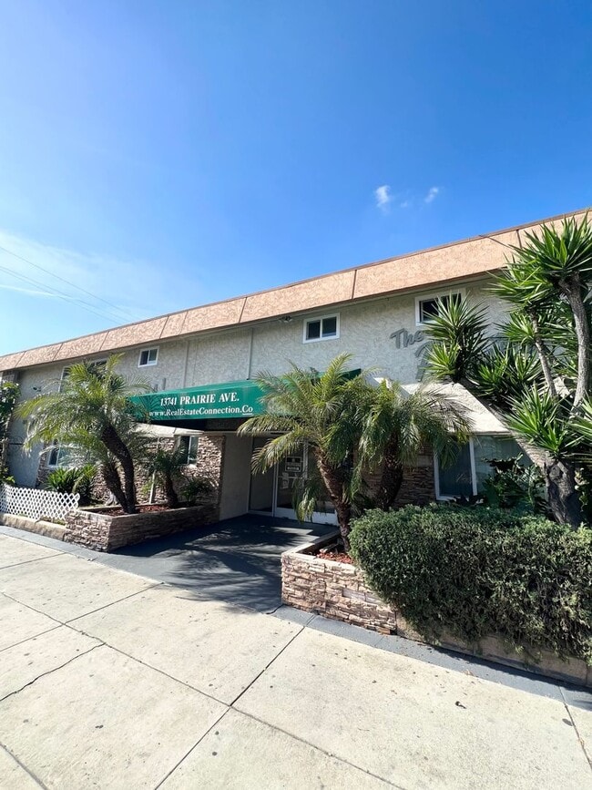 Interior Photo - PRAIRIE