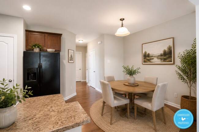 Building Photo - 3220 Warm Springs Ln