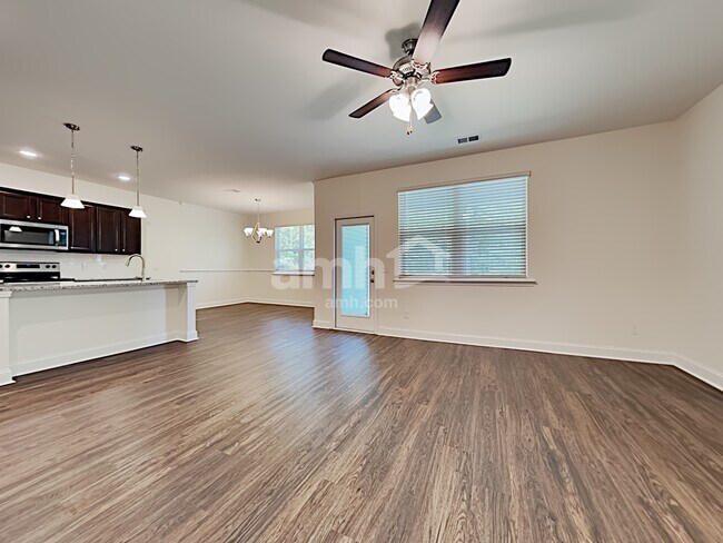 Building Photo - 404 Ronter Ct