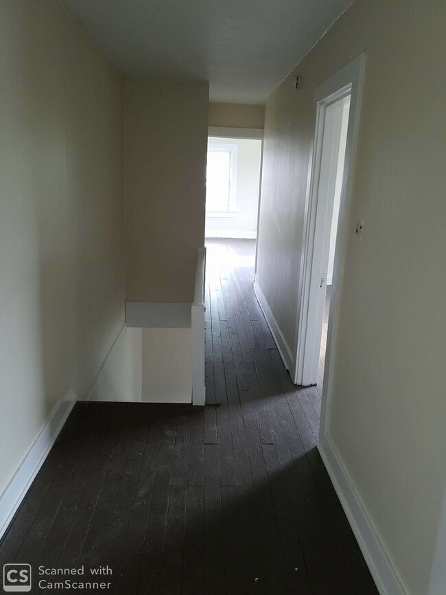 Building Photo - 1513-1515 Tacoma St