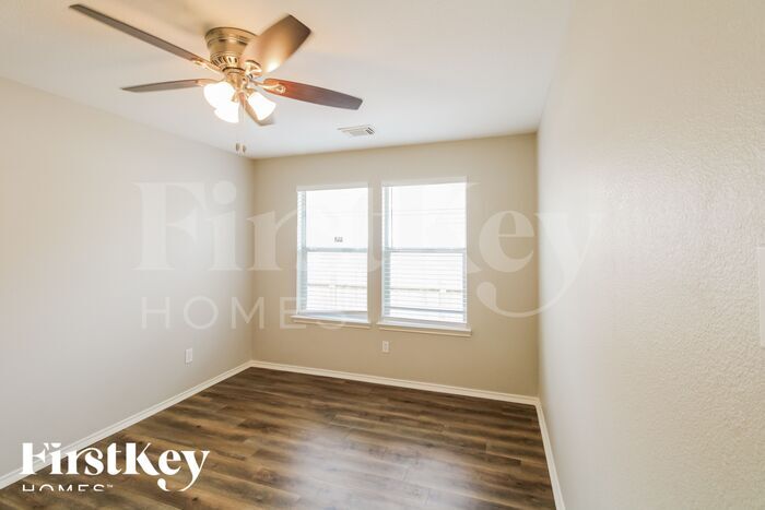 Building Photo - 3519 Apache Meadows Drive