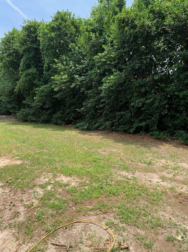 Building Photo - 107 Garwin Dr W
