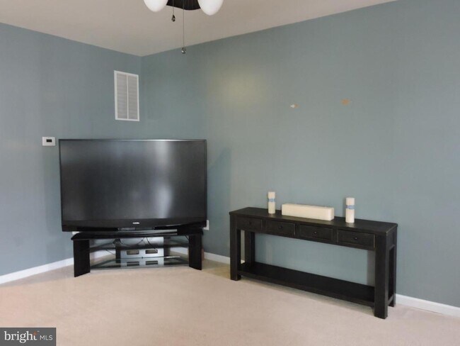 Building Photo - 20772 Brunswick Ln