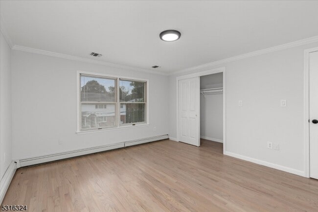 Building Photo - 4 Coppola St