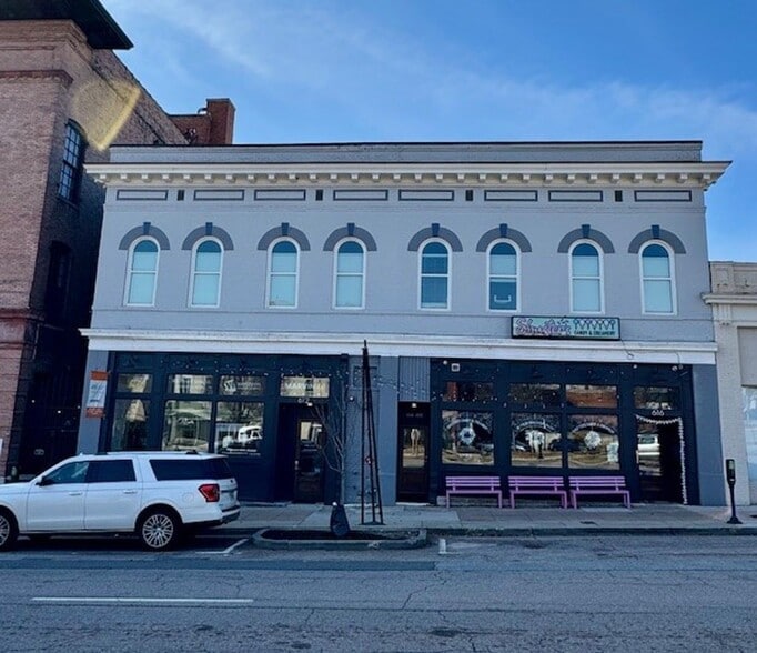 Interior Photo - Market House Lofts