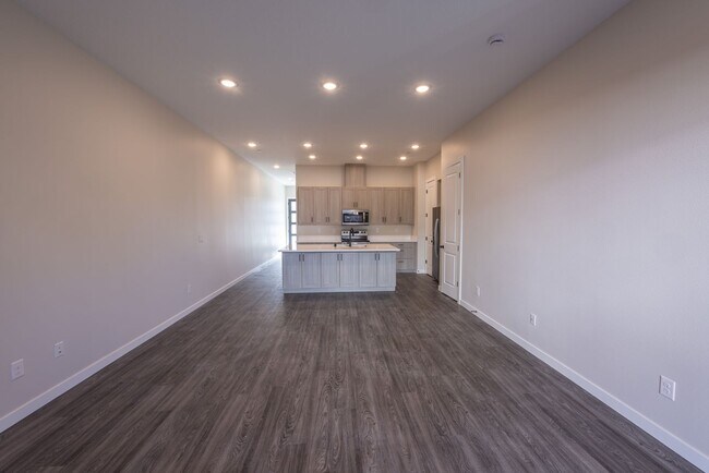 Building Photo - Built in 2024 - 3 bedroom with loft/office. Has AC.