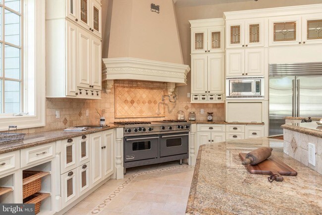 Building Photo - 2115 Pony Trail Dr