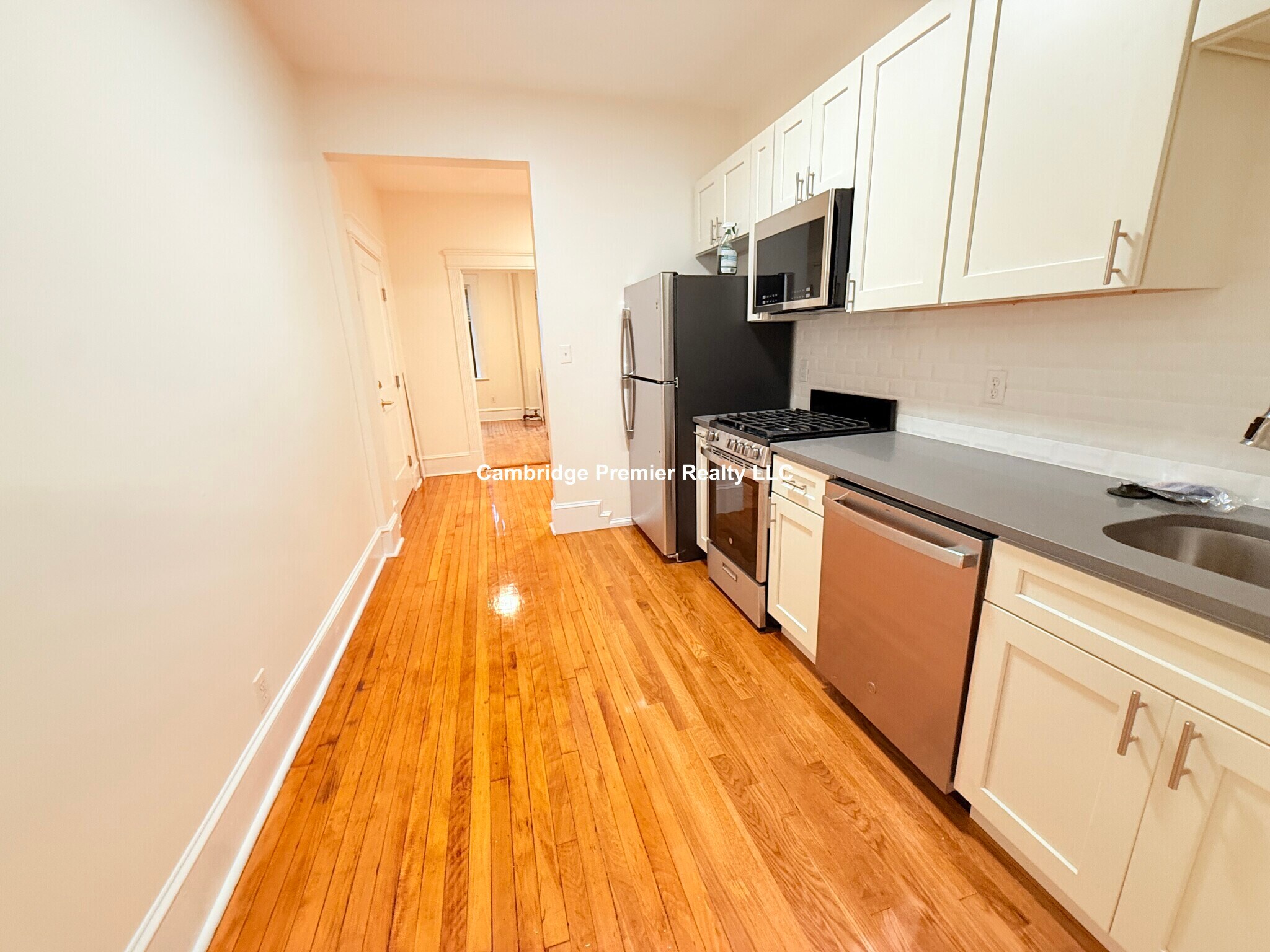 Building Photo - 22 Brainerd Rd