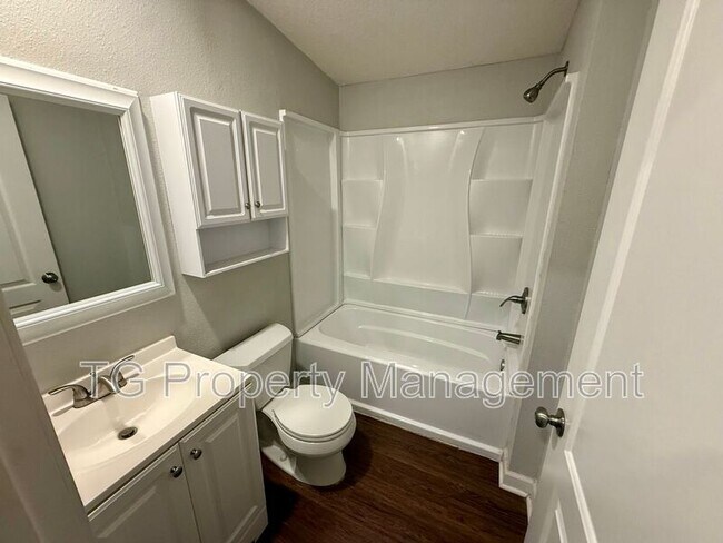 Building Photo - 1760 Freedom Dr