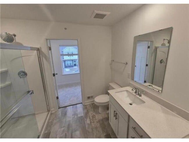 Building Photo - 14982 Adare Wy