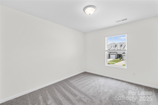 Building Photo - 2778 Yeager Dr NW