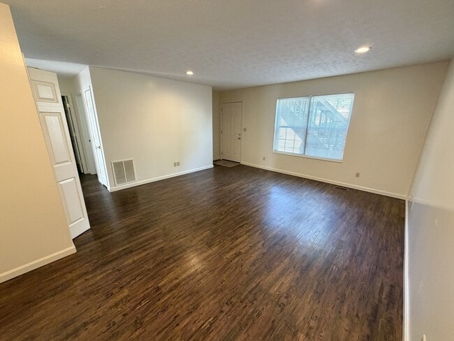 Building Photo - 28 Blevins Mayfield Rd