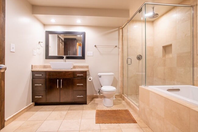 Building Photo - Magnolia 4 bedroom, 3 bathroom