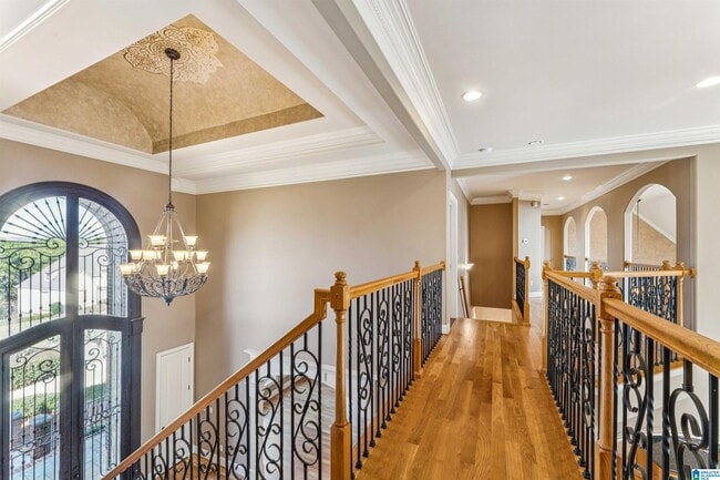 Building Photo - 2005 Lake Heather Dr